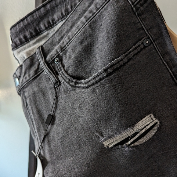 NWT Vigoss Marley Mid rise short size 20W - Picture 11 of 11